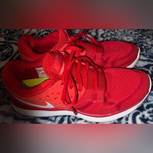 Women's Nike Tennis Shoes Size 6.5